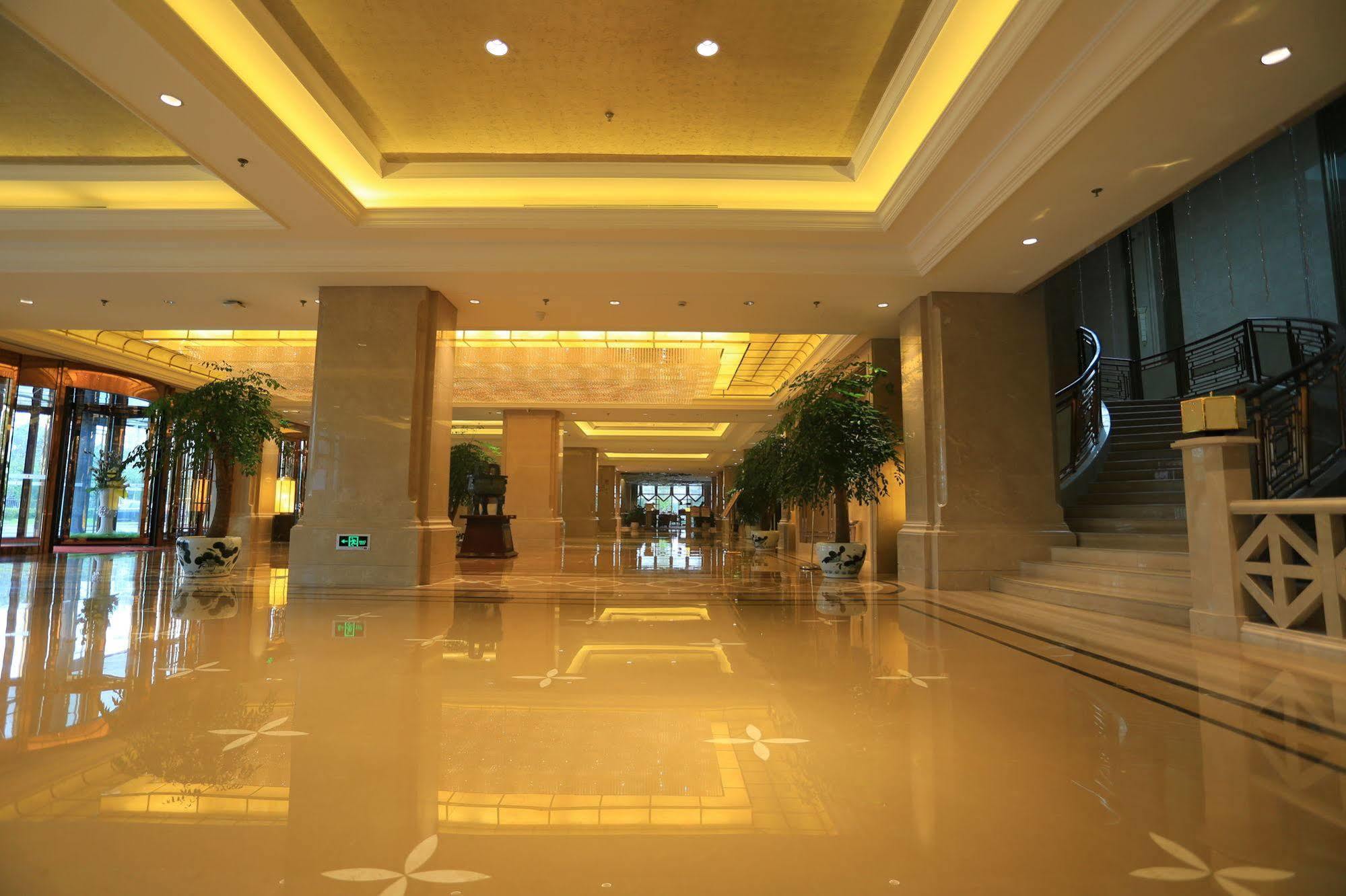 Baoji Jianguo Hotel Exterior foto